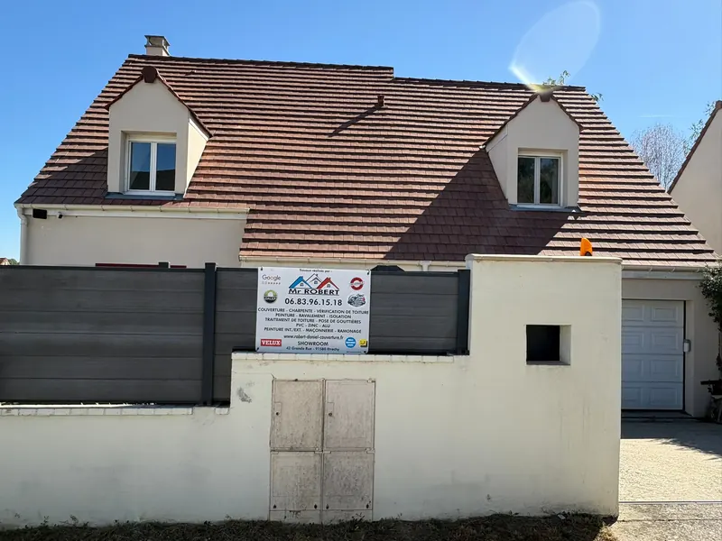 Maison de Saint-Germain-lès-Arpajon après le remplacement de la noue de sa toiture
